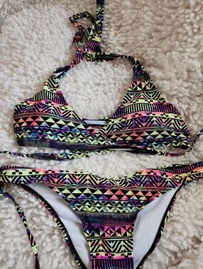 Neon Aztec Print Two-Piece Bikini - Multicolor. Size xl 11-13. Island Love